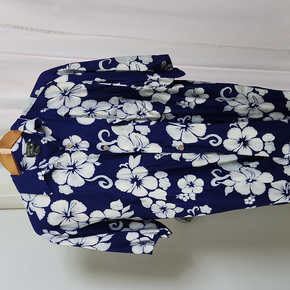Mens size large tropical print short sleeve shirt by White Oak Cruisewear